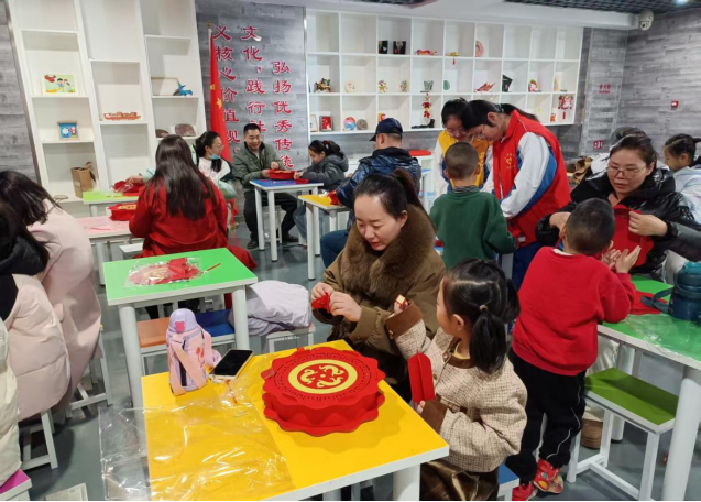 信息7：【博物馆里过大年·金川寻龙】系列活动之四：金昌市博物馆开展“龙灯贺新春·点亮幸福年”主题社教活动604.png