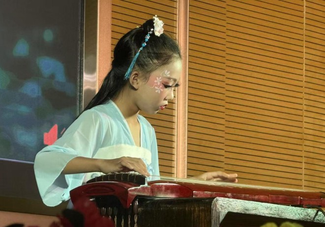 信息43：“夏韵清弹”歆然古琴音乐会在金昌市博物馆举行468.png