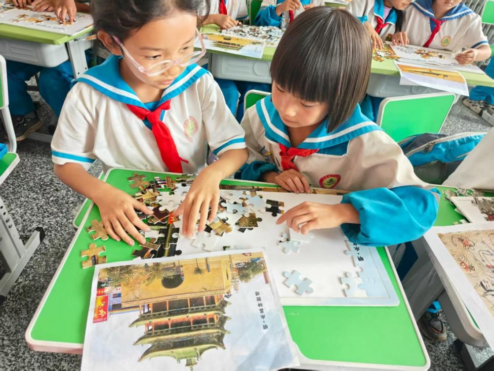 主办单位:金昌市博物馆;时间:2025年9月17日;地点:金昌市双湾镇中心小学;活动主题:“金博快车”走进双湾镇中心小学(9).png 主办单位:金昌市博物馆;时间:2025年9月17日;地点:金昌市双湾镇中心小学;活动主题:“金博快车”走进双湾镇中心小学(9).png